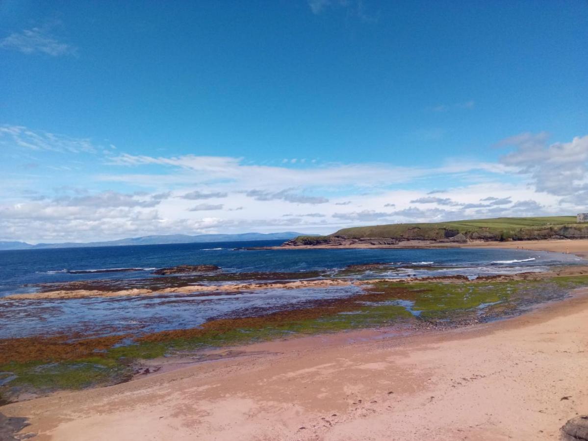 Beach Side Apartment Bundoran Eksteriør bilde